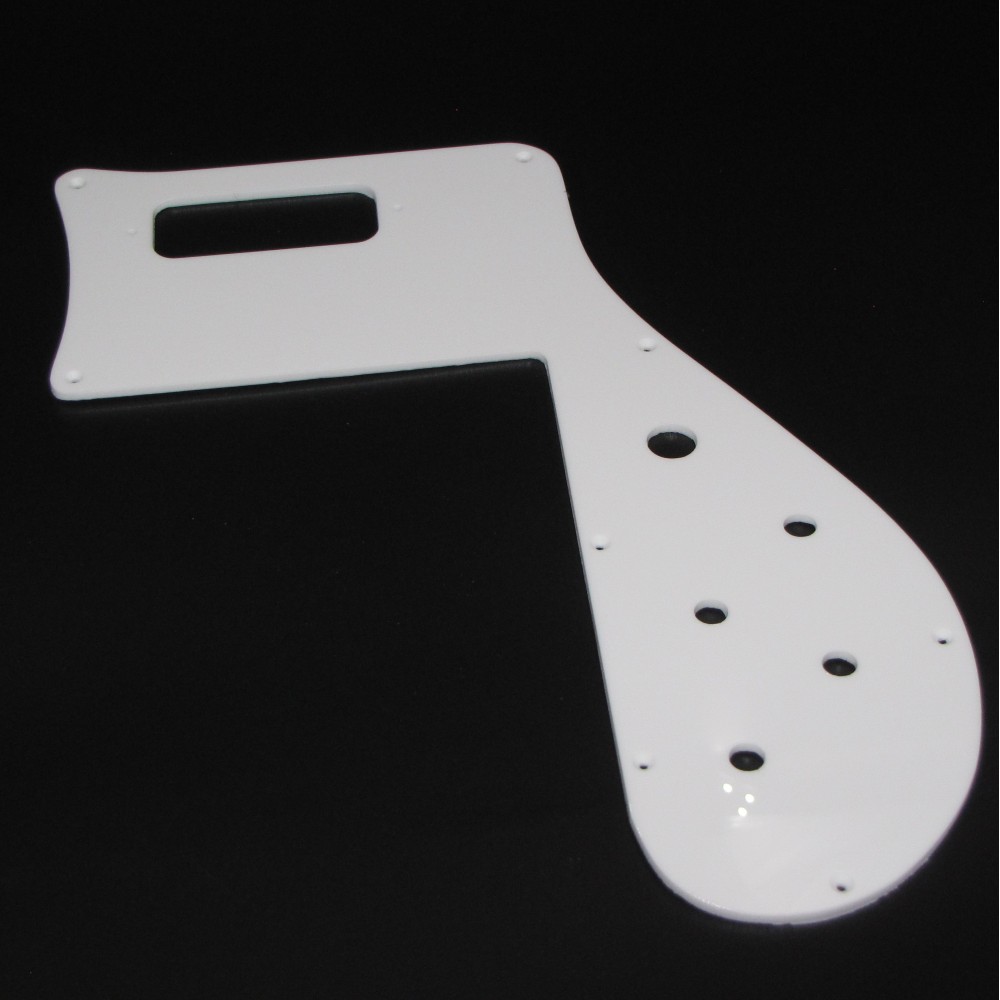 RIC-Style pickguard μπάσου 